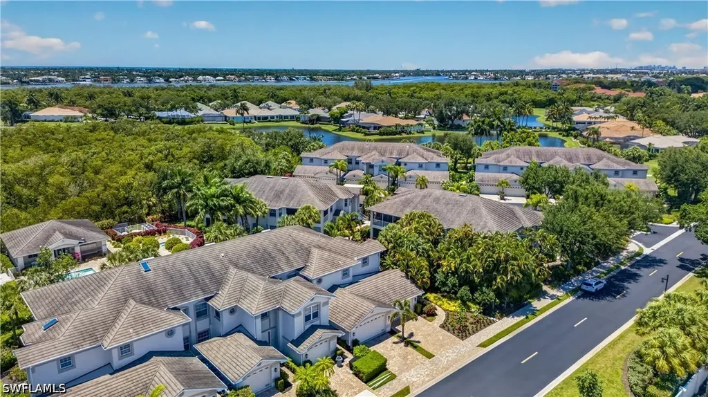 5035 Yacht Harbor Drive Naples FL 34112