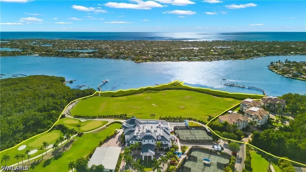 5035 Yacht Harbor Drive Naples FL 34112