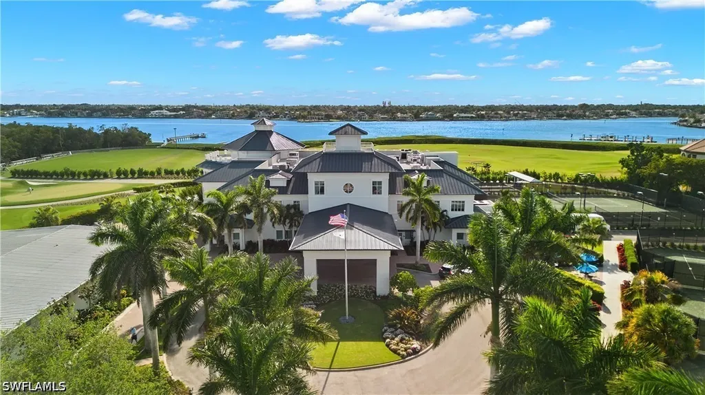 5035 Yacht Harbor Drive Naples FL 34112
