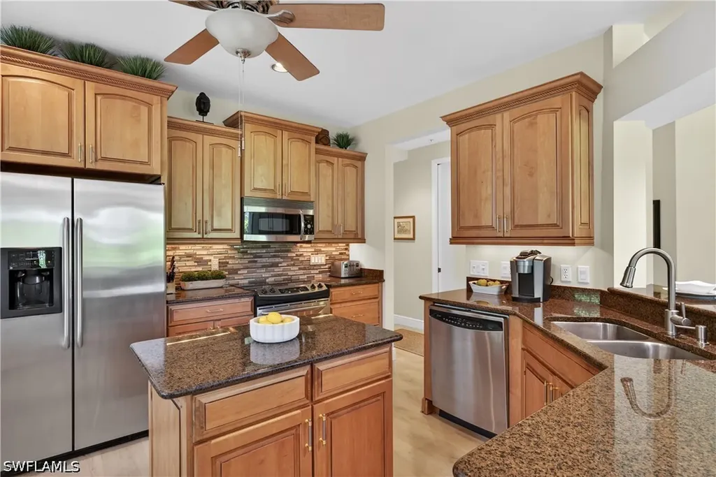 5035 Yacht Harbor Drive Naples FL 34112