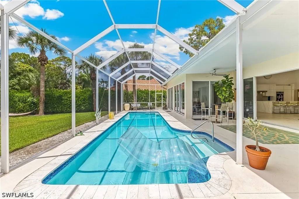 Naples FL, 2205 Noble Court