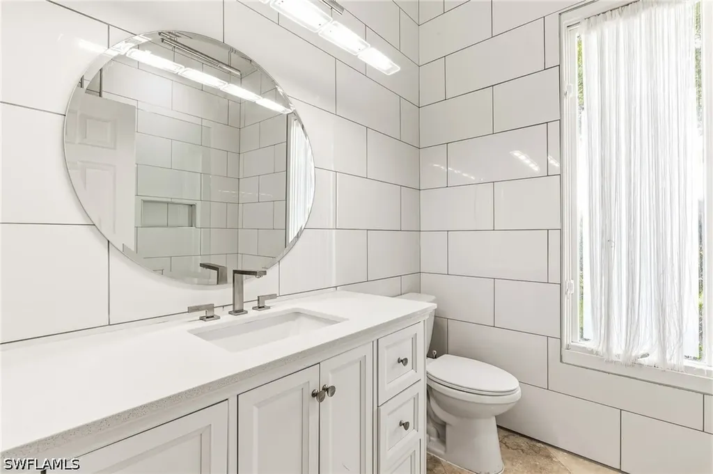 2205 Noble Court Naples FL 34110