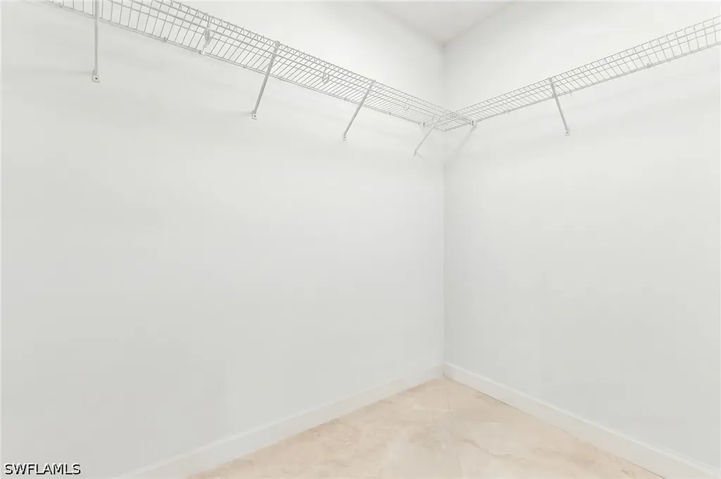 2205 Noble Court Naples FL 34110