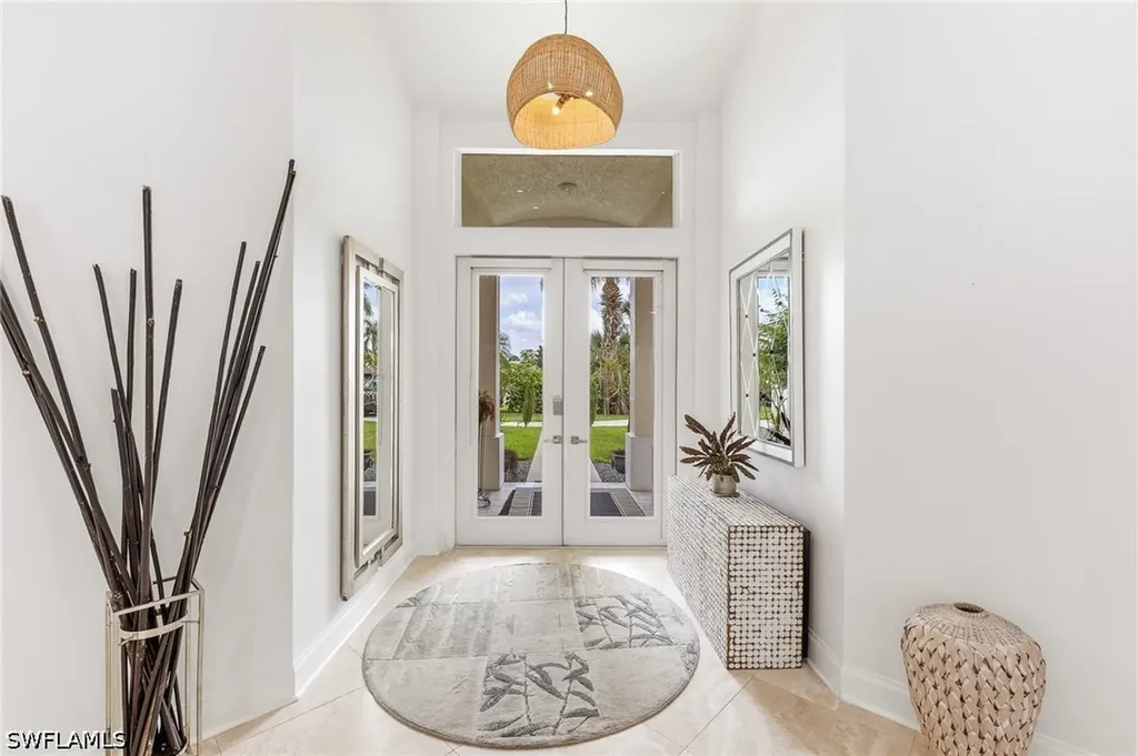 2205 Noble Court Naples FL 34110