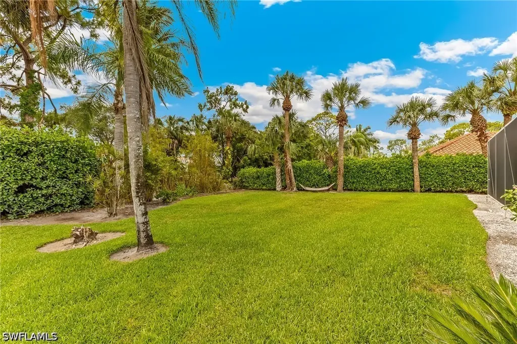 2205 Noble Court Naples FL 34110