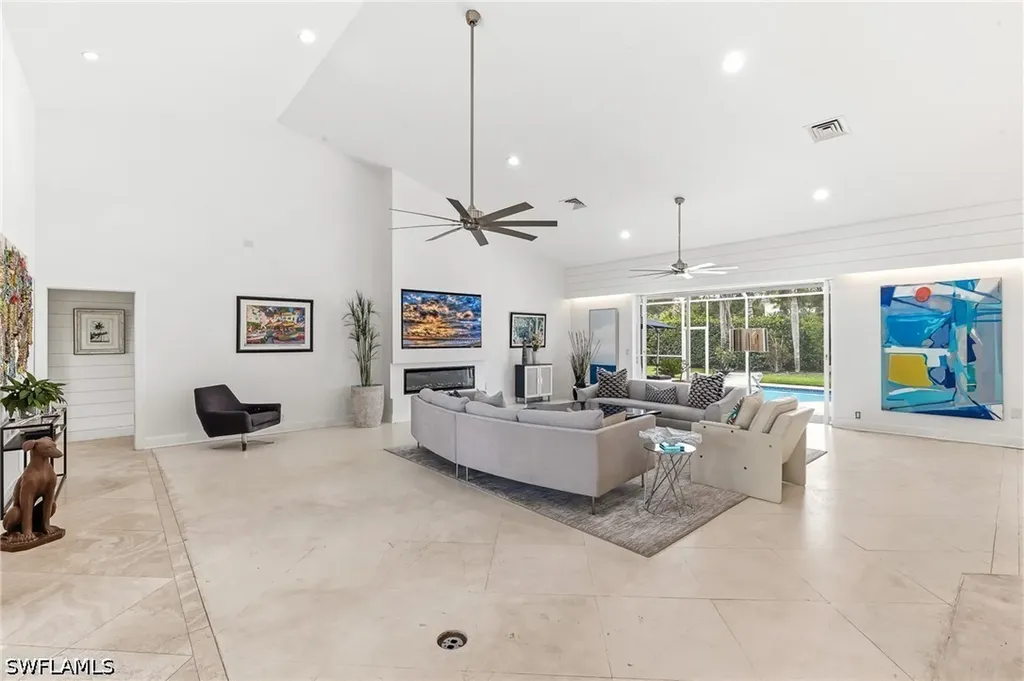 2205 Noble Court Naples FL 34110