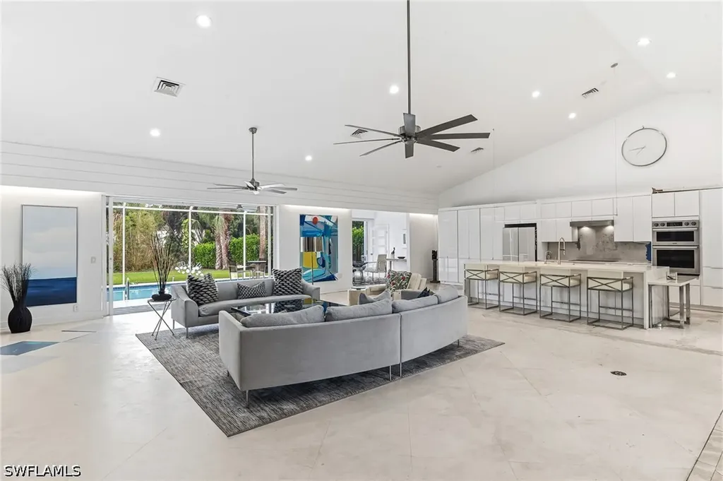 2205 Noble Court Naples FL 34110