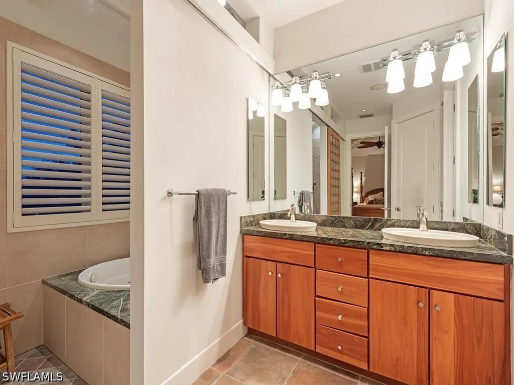 834 Hideaway Circle W Marco Island FL 34145