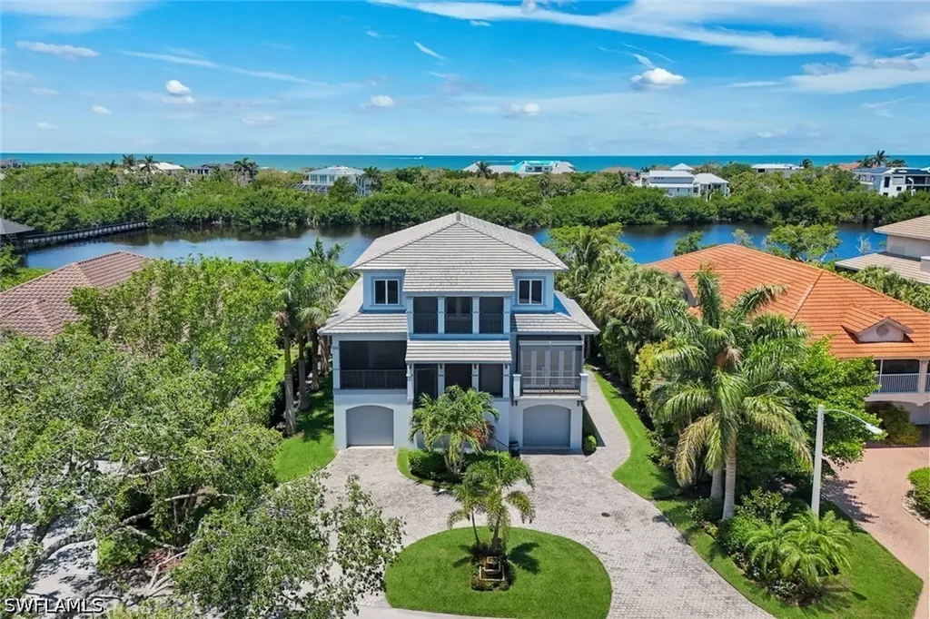 834 Hideaway Circle W Marco Island FL 34145