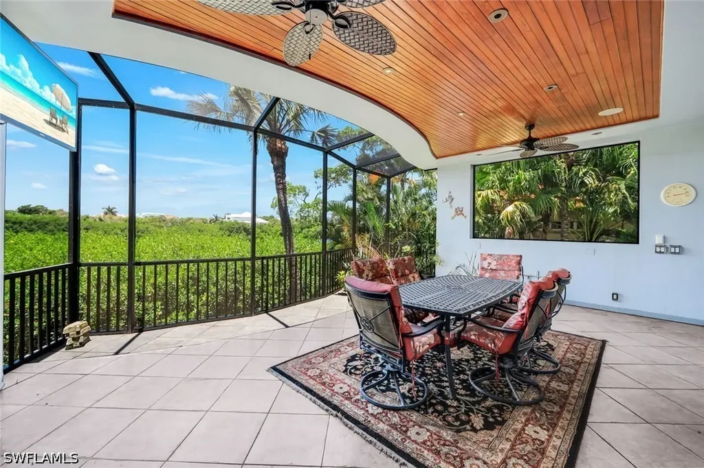 834 Hideaway Circle W Marco Island FL 34145
