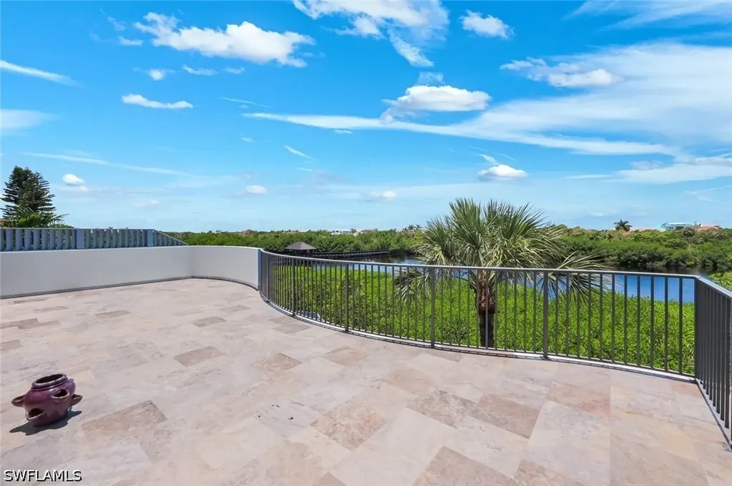 834 Hideaway Circle W Marco Island FL 34145