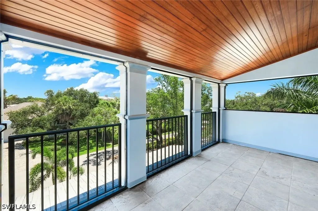 834 Hideaway Circle W Marco Island FL 34145