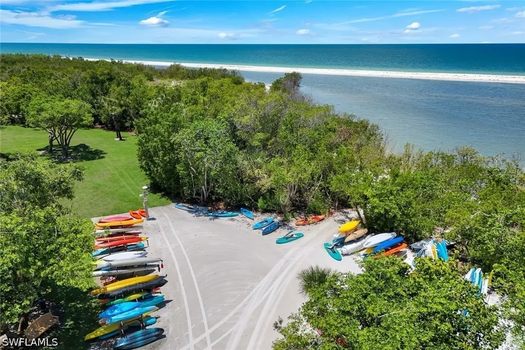 834 Hideaway Circle W Marco Island FL 34145