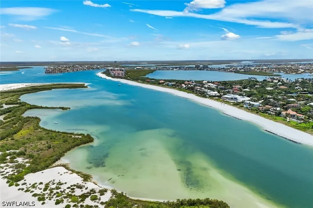 834 Hideaway Circle W Marco Island FL 34145