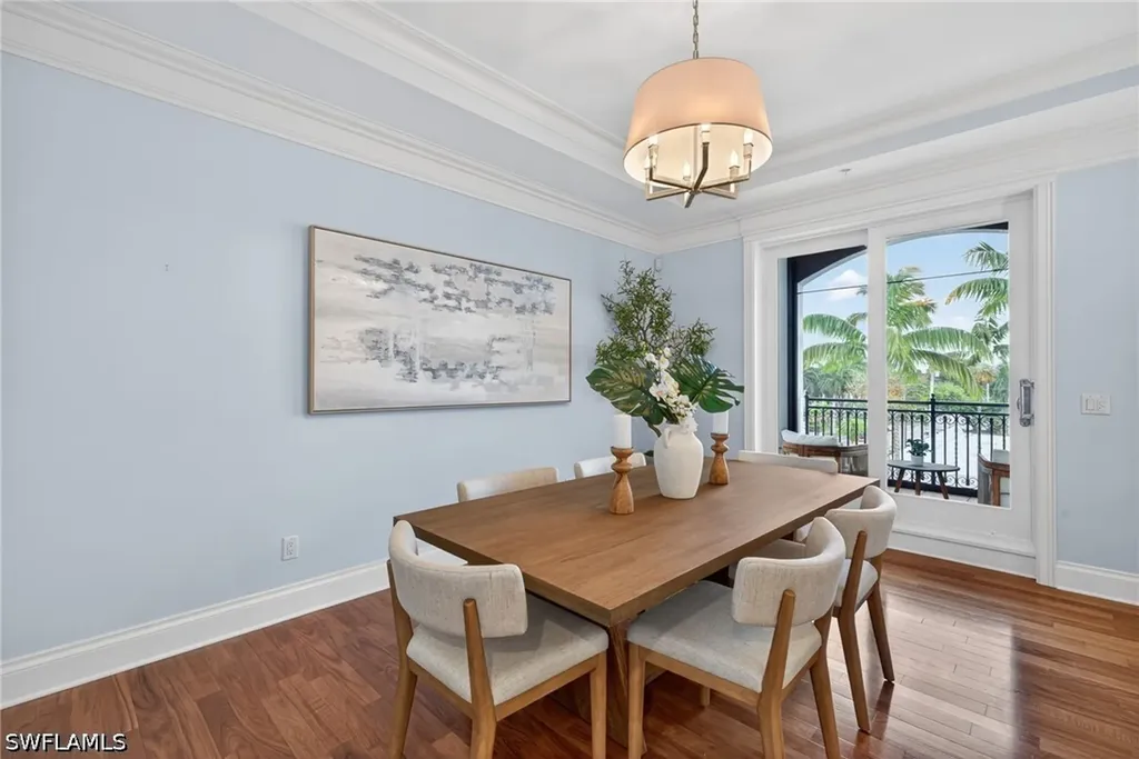 625 5th Avenue S Naples FL 34102