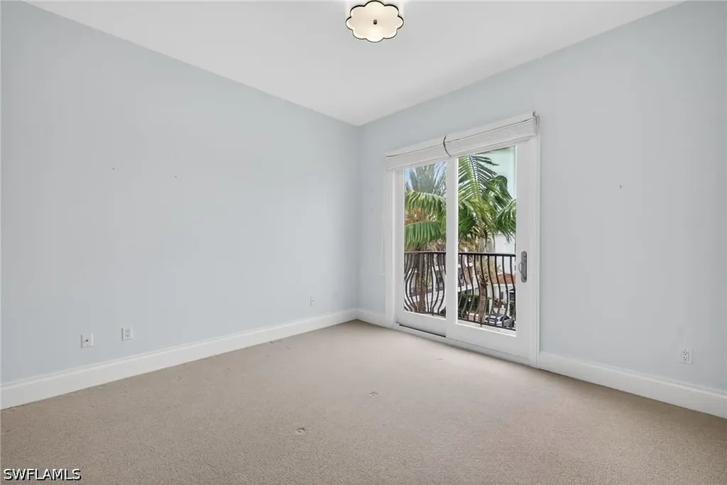 625 5th Avenue S Naples FL 34102