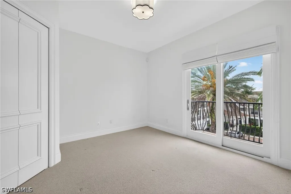 625 5th Avenue S Naples FL 34102