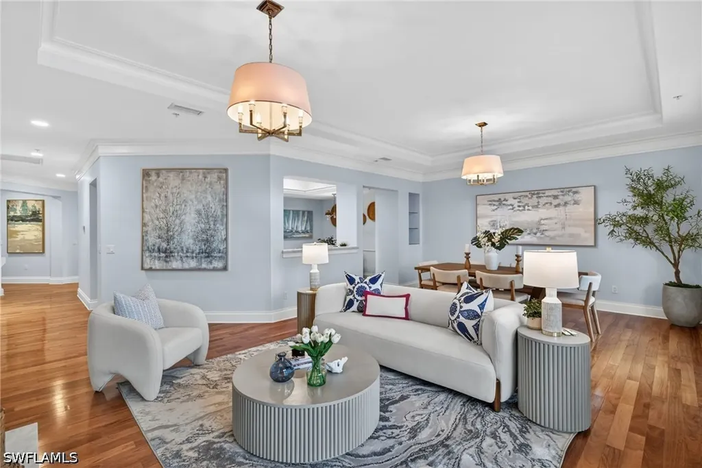 625 5th Avenue S Naples FL 34102