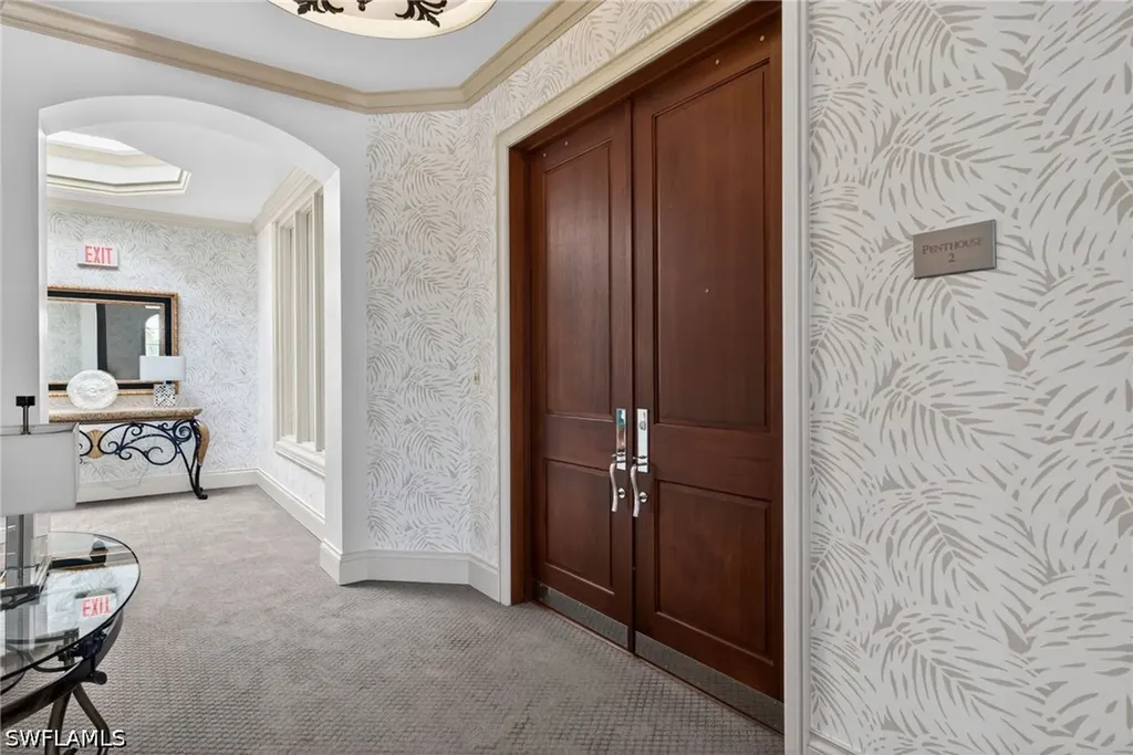 625 5th Avenue S Naples FL 34102