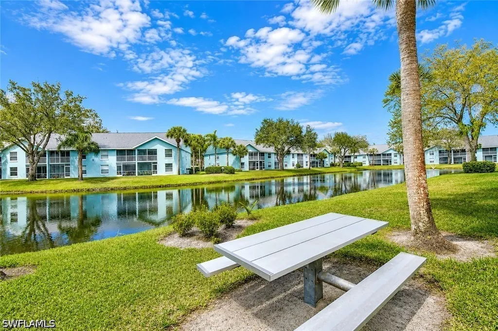 169 Grand Oaks Way Naples FL 34110
