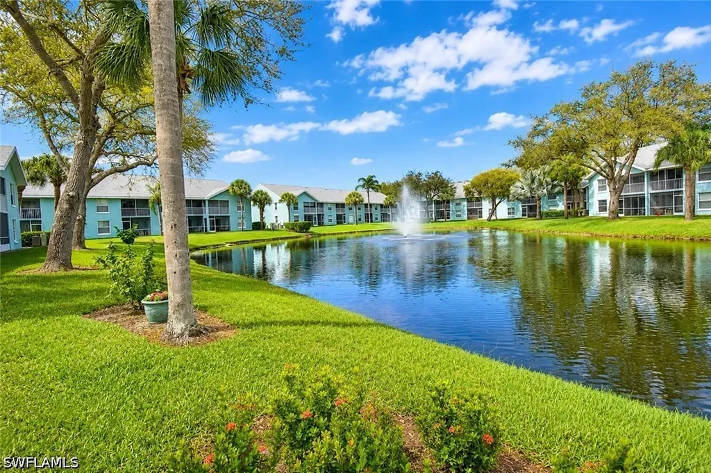 169 Grand Oaks Way Naples FL 34110