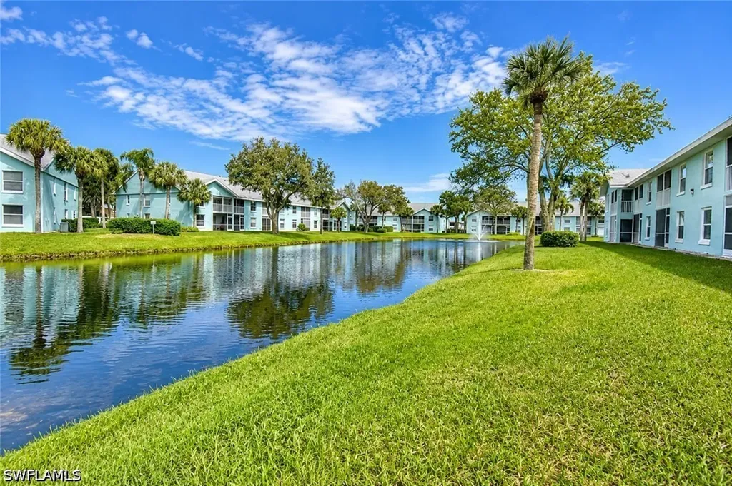 169 Grand Oaks Way Naples FL 34110