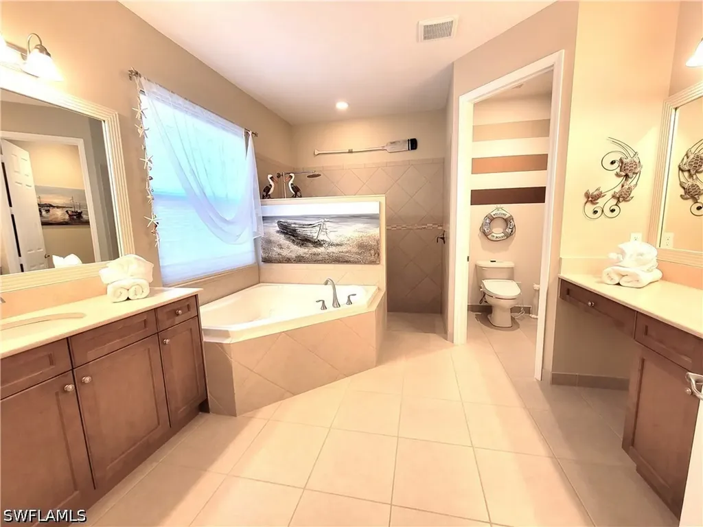 13728 Luna Drive Naples FL 34109