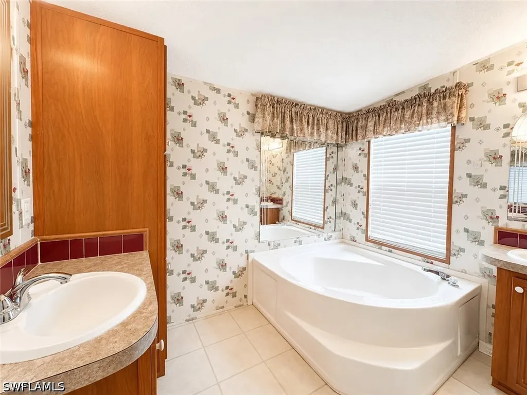 8269 Penny Drive North Fort Myers FL 33917