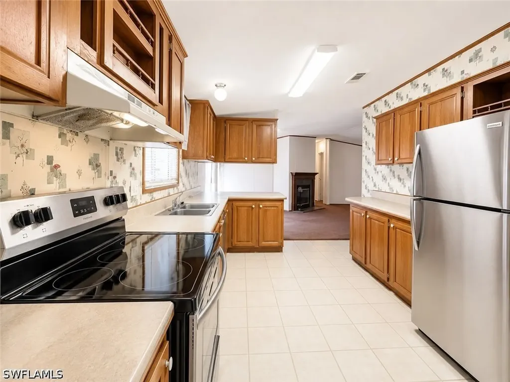8269 Penny Drive North Fort Myers FL 33917