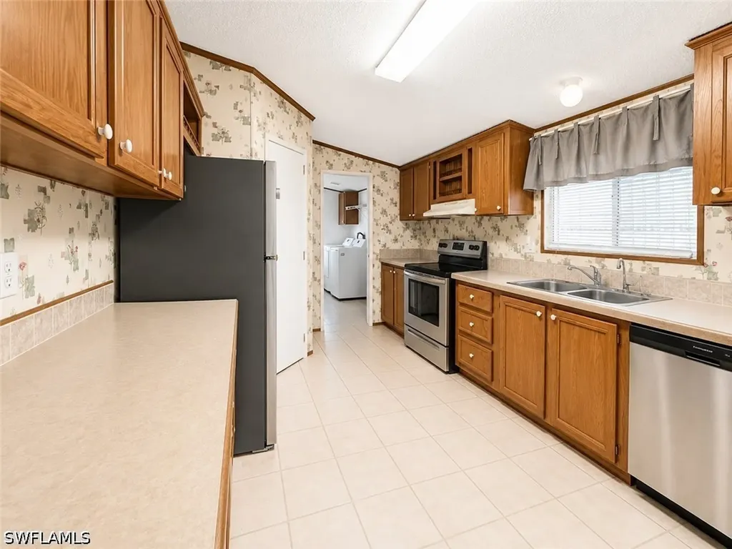 8269 Penny Drive North Fort Myers FL 33917