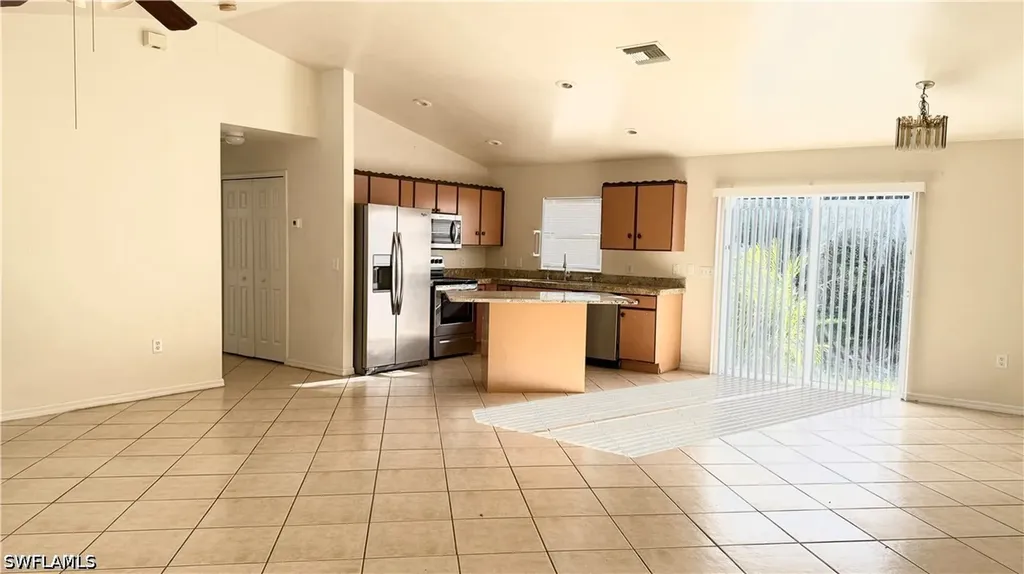 663 Dubarry Avenue S Lehigh Acres FL 33974