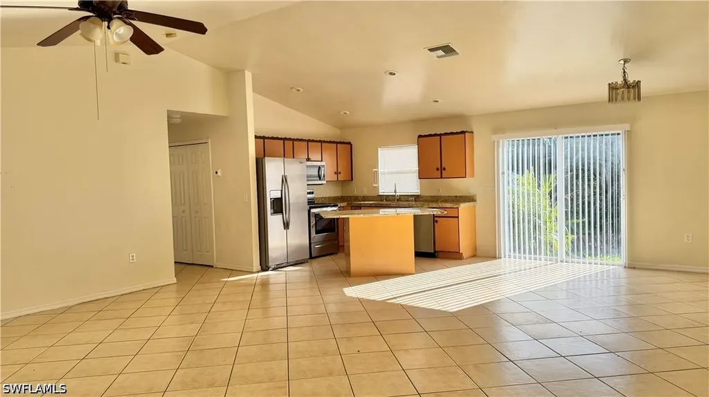 663 Dubarry Avenue S Lehigh Acres FL 33974