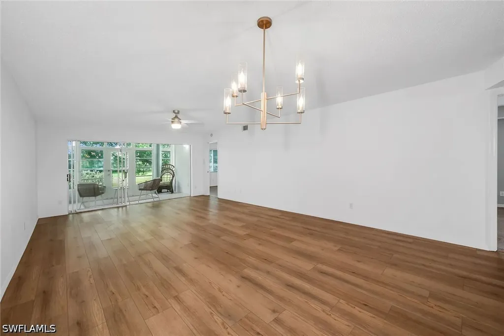 208 Furse Lakes Circle Naples FL 34104