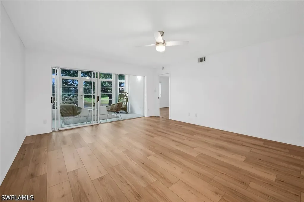 208 Furse Lakes Circle Naples FL 34104
