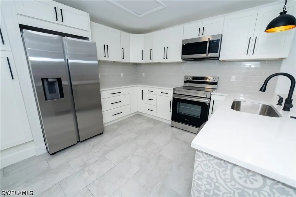6306 Royal Woods Drive Fort Myers FL 33908