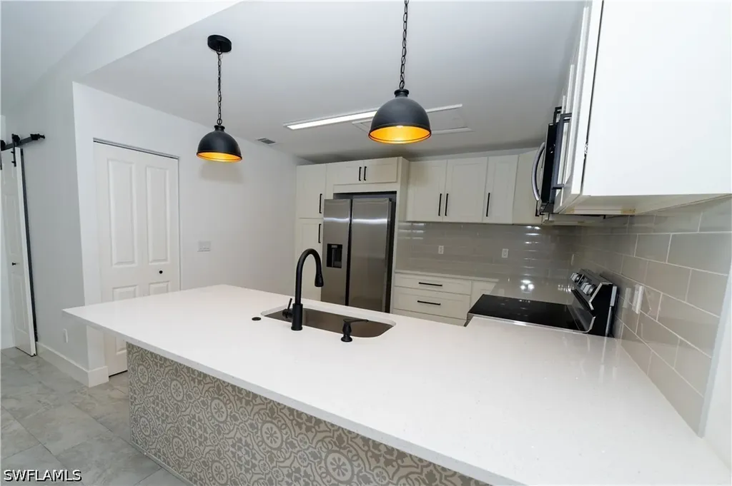 6306 Royal Woods Drive Fort Myers FL 33908