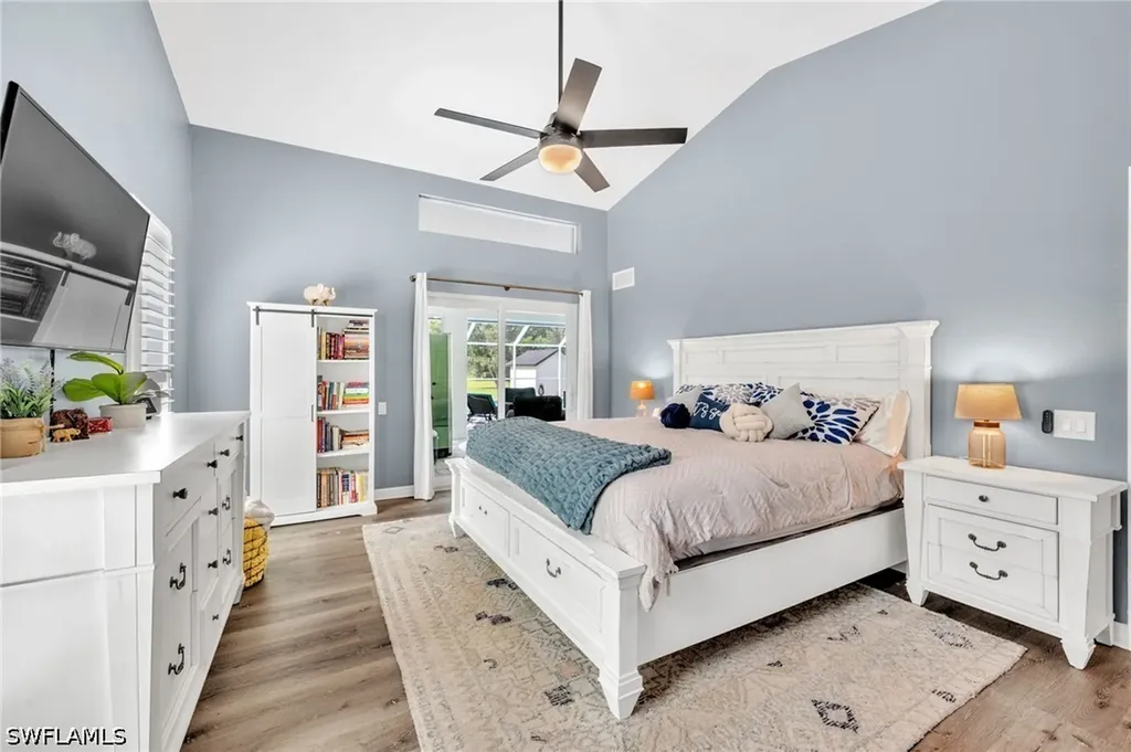 260 20th Avenue NE Naples FL 34120