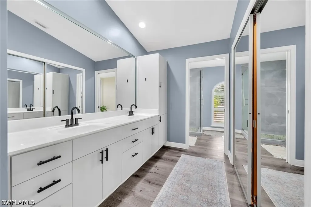260 20th Avenue NE Naples FL 34120