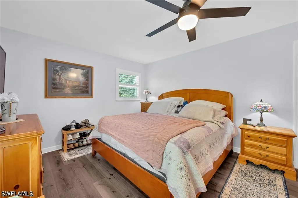 260 20th Avenue NE Naples FL 34120