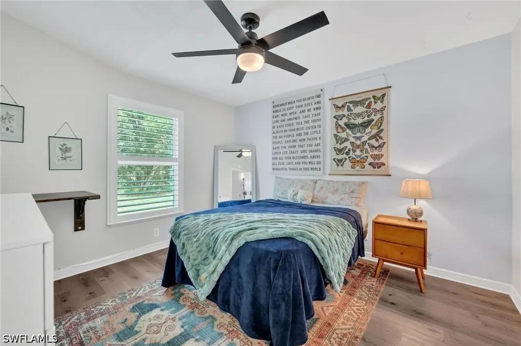 260 20th Avenue NE Naples FL 34120