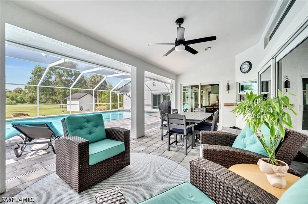 260 20th Avenue NE Naples FL 34120