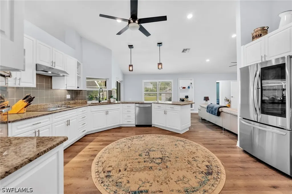 260 20th Avenue NE Naples FL 34120