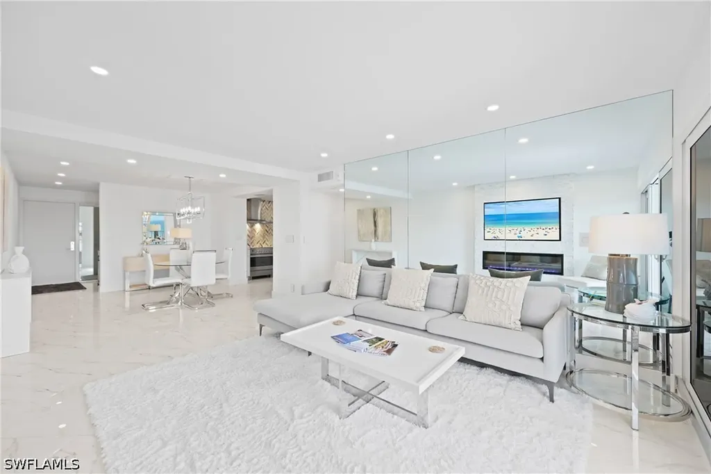 3443 Gulf Shore Boulevard N Naples FL 34103
