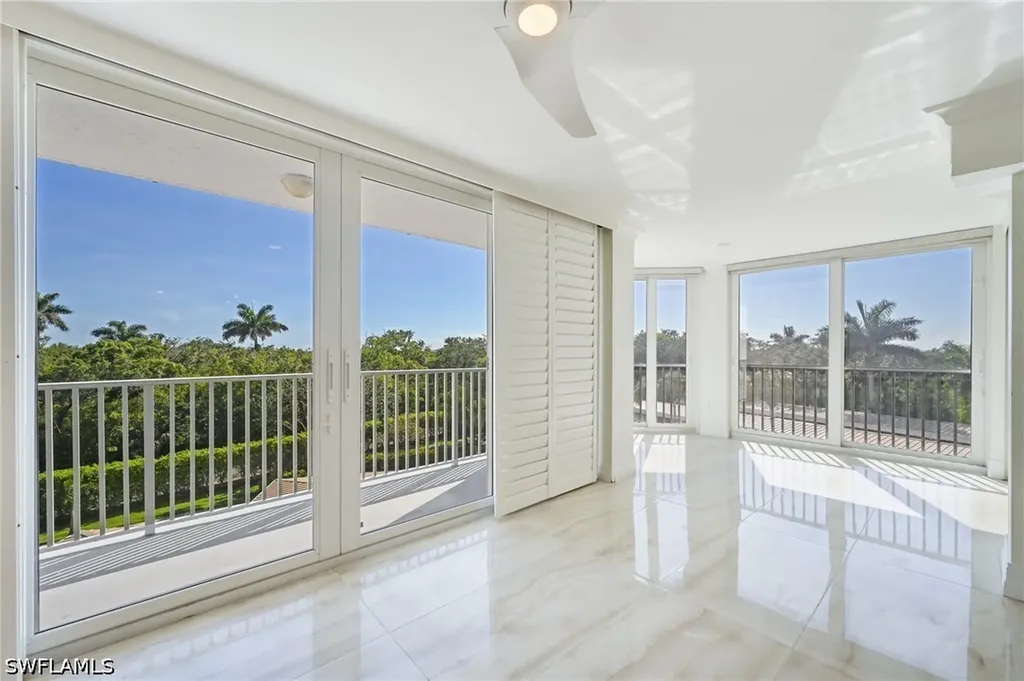 6361 Pelican Bay Boulevard Naples FL 34108