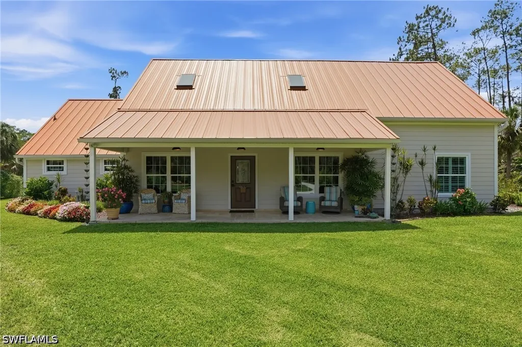 681 7th Street SW Naples FL 34117
