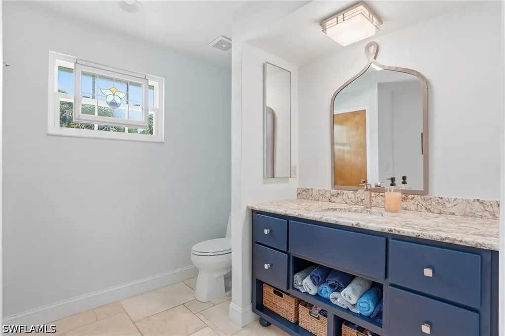 681 7th Street SW Naples FL 34117
