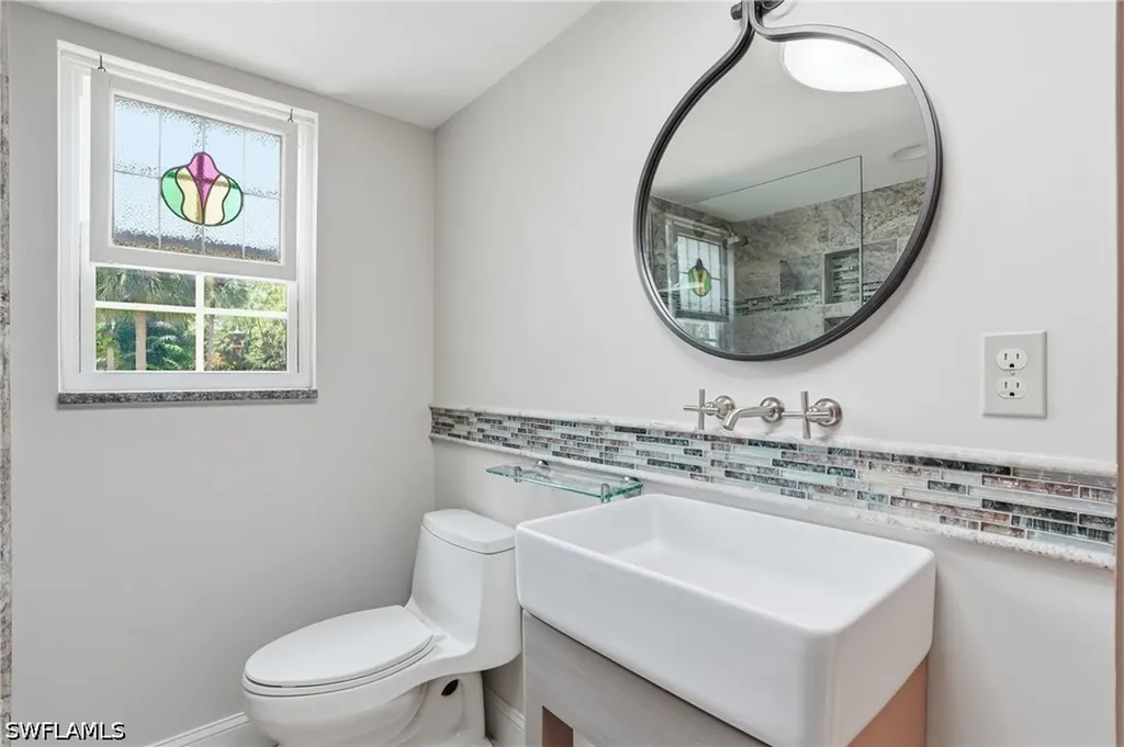 681 7th Street SW Naples FL 34117