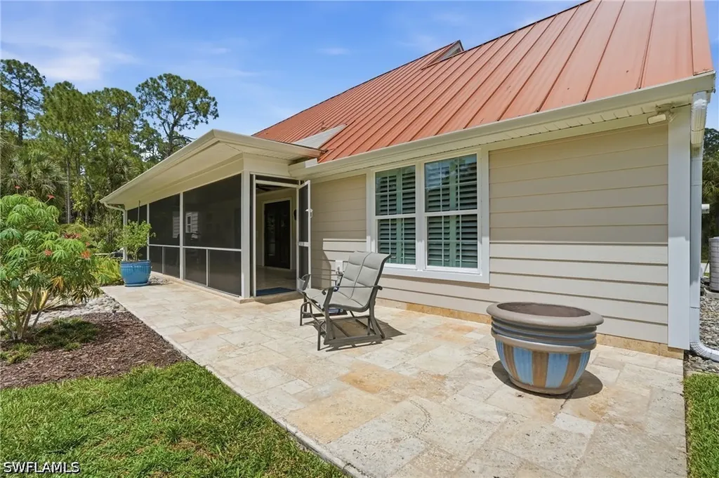 681 7th Street SW Naples FL 34117