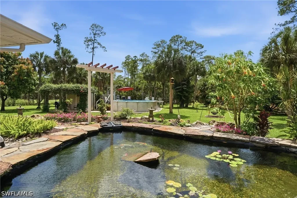 681 7th Street SW Naples FL 34117