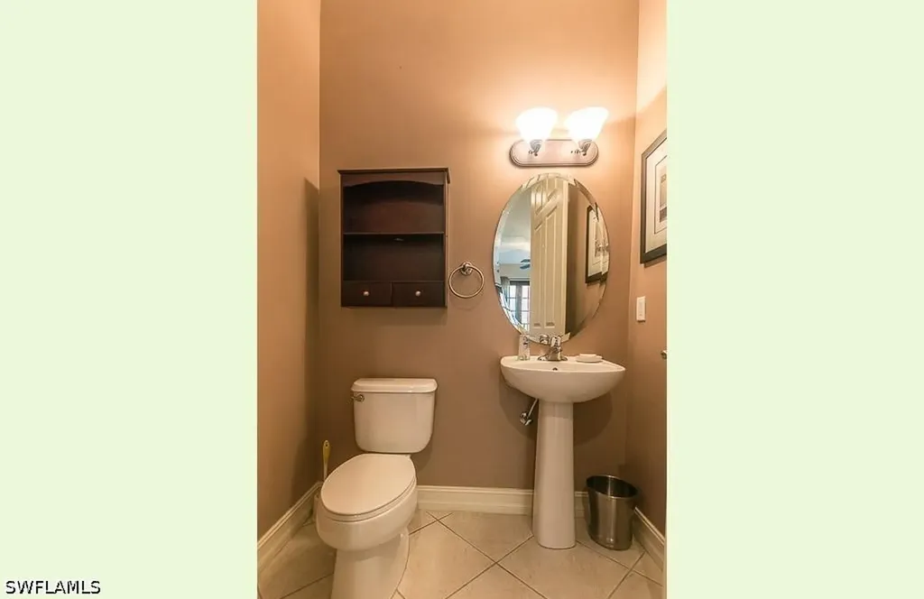9102 Chula Vista Street Naples FL 34113